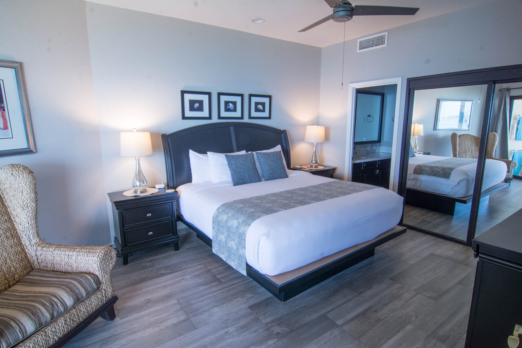 Unit 703W primary bedroom